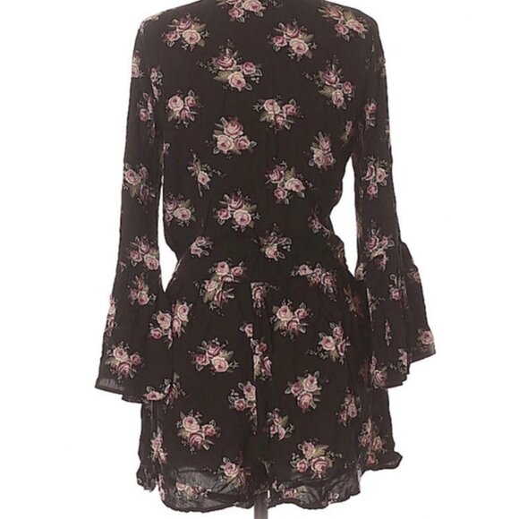 AMERICAN EAGLE AEO AE Wrap Romper Black Pink Floral Rose Long Sleeve Bell Sleeve - Picture 4 of 16